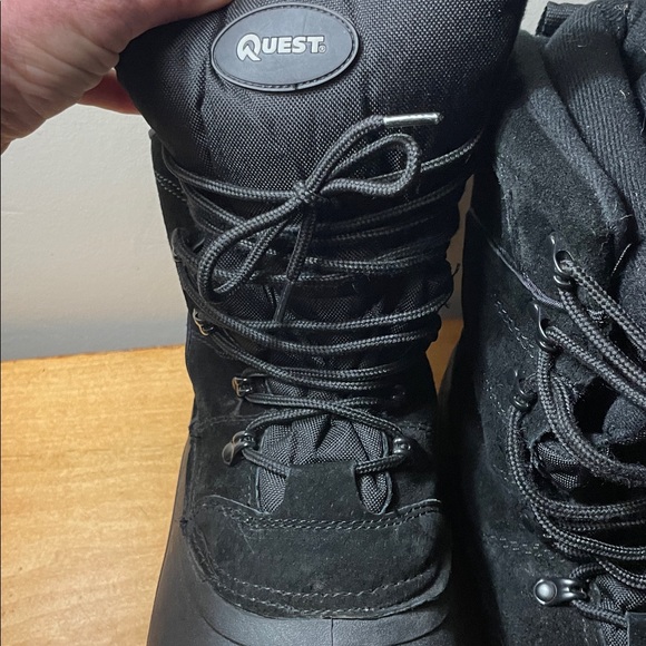 Men\'s Quest Pac Black Insulated Snow Boots. Size 11